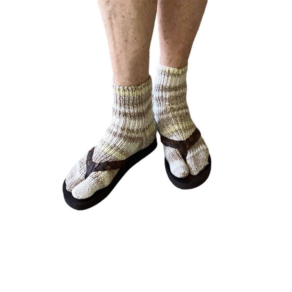 Socks Hand Crafted Ankle Flip Flop Tan Cream Silver Tan Knit Boho Eclectic - Picture 13 of 16
